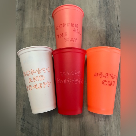 Five Starbucks cups - Picture 3 of 5